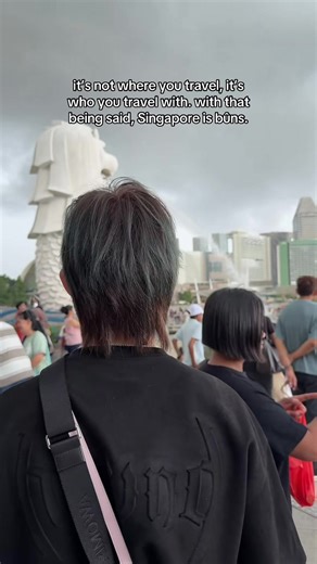 Exploring Singapore's Culture and Community: King Henry