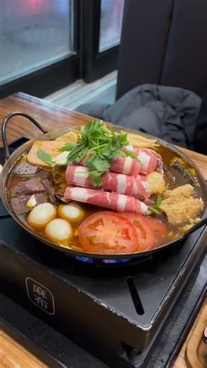 Ailee | food & lifestyle | Mabu Generation! is a perfect place to go for a nice hot pot during this winter. They offer hotpot variety –Taiwanese mala, Tom Yum, curry,... | Instagram
