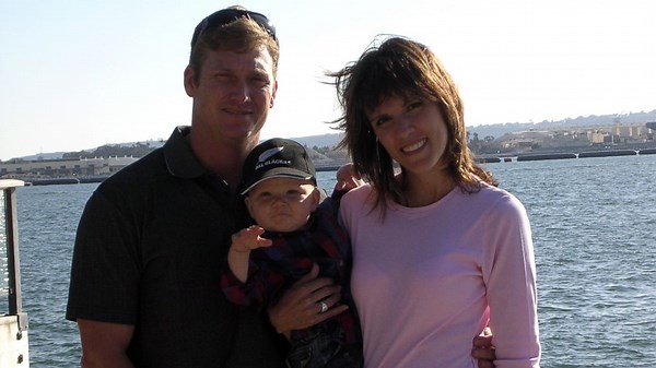 What 'American Sniper' Chris Kyle Was Like as Husband, Father