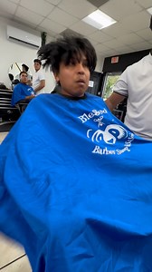 2.7M views · 54K reactions | Un corte escolar ‍♂️ Blessed barber shop & salon 1 | El Guero Texano | Facebook