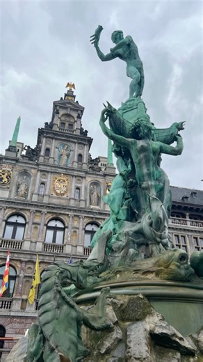 Belgium Has Europe’s Most Beautiful Train Station in Antwerp 🇧🇪