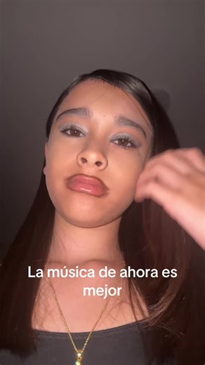 La música de los 90 y 2000: Recuerdos Vintage