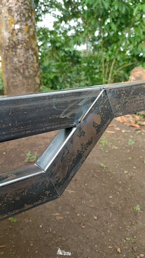 1.8M views · 10K reactions | Professional welder cutting technique. #welding #welder #metal #reelsfypシ #reelsfbシ | Welderman | Facebook