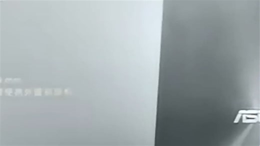 轻薄DVD刻录机，便携设计适合家庭影音备份，静音运行不扰民，高速读写提升效率，日常资料存储备受好评。