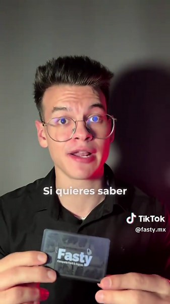 😱¿Esta es la Tarjeta del Futuro? 🔥Hablamos sobre Fasty, la tarjeta de presentación moderna y duradera que no se rompe ni se pierde. 📲Con solo un toque, puedo compartir toda mi información de contacto, redes sociales, WhatsApp y más con mis clientes. 🤩Es 100% personalizable con el logotipo y diseño de mi empresa y puedo actualizarla en cualquier momento. 🤝Esto me ayuda a dejar de gastar en tarjetas que la gente tira, olvida o pierde, y me permite dar una mejor impresión a mis clientes, obten