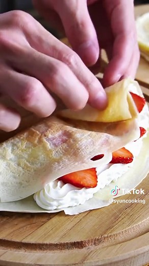 クレープ作り方！材料2つで簡単レシピ紹介
