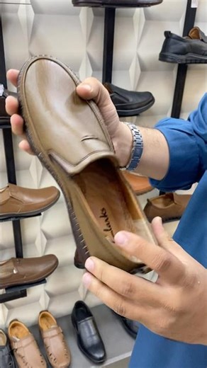 Shoe Inn 10 Days on branded shoes at RJ shopping Mall ‪@RabiyaKhan98‬
