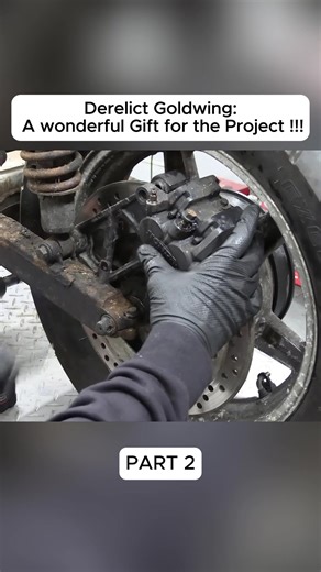 Restoring a Derelict Goldwing Motorcycle Project