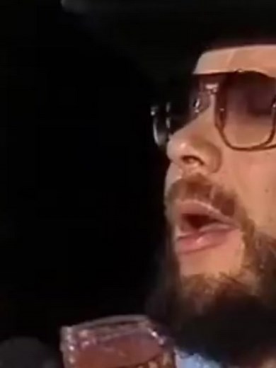 Weatherman Song by Hank Williams Jr. 1981 💜 Weatherman is a poignant and emotionally charged song by the legendary country artist, Hank Williams Jr. With his distinctive voice and powerful lyrics, Williams delves deep into the complexities of life, love, and loss. Released in 1981 as part of his album “Rowdy,” Weatherman quickly became one of his most memorable and beloved songs. Weatherman follows the story of a man who has lost the love of his life. The song’s lyrics paint a vivid picture of 