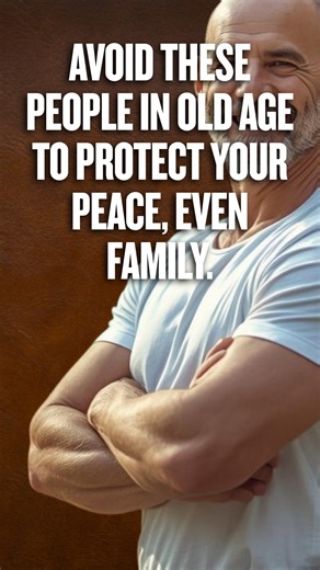 Avoid These People in Old Age to Protect Your Peace. Even Family! – 5 Types of People to Avoid As we grow older, peace becomes more precious than explanations. Have you ever noticed how certain people leave you feeling tired instead of comforted, even when they mean well? Note: This video is shared for educational and awareness purposes only. Always consult your healthcare provider for personal guidance. “Elderly Roots” is dedicated to helping seniors lead healthier, wiser, and more fulfilling l