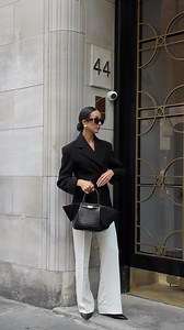 “I can’t do contour it’s too hard” you need try this quick and easy placement hack to get the perfect contour every time ✨ Products: @lorealparis infallible face sculptor contour stick ib: @ericataylor2347 #makeup #makeuptutorial #makeuphack #contouring #contour #contourhack | Melis Ekrem