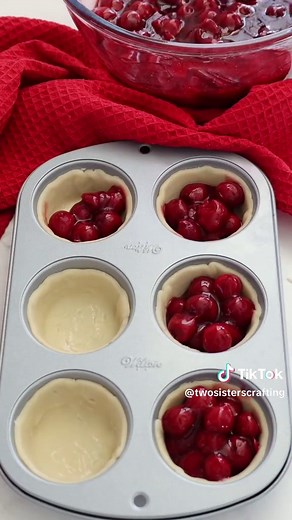🍒 Canned cherry pie filling doesn’t have to taste “meh”! This easy Two Sisters Tip turns it into a sweet, bakery-worthy filling in seconds. Jjust add sugar, cinnamon, and a splash of almond extract. The almond flavor is subtle but magical. It makes the cherries taste fresh and homemade. Use it in mini pies, cheesecakes, or any dessert that calls for cherry filling. You’ll never buy canned filling and serve it straight again! Find more tips on our website. Link in our Profile. #BakingHack #Cherr