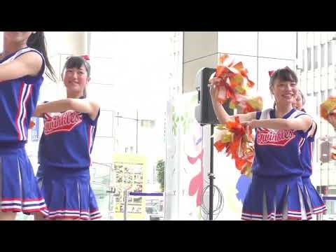 Japanese High School Girls Cheerleaders | The Blue Twinkies 日本の女子高生チアリーダー | ブルー・トゥインキーズ