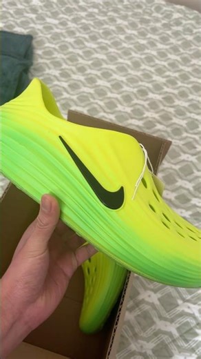 Nike ReactX Rejuven8 Green Strike