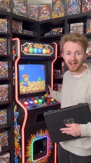 A Random Arcade machine pops up out of nowhere ￼