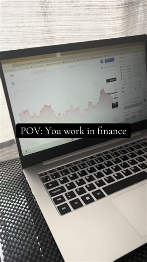 This one’s for the finance warriors 🥲 Comment ‘support’ and I’ll give you free access to an app which you can vent your stresses and struggles to, after your 80 week days #financebro #burnoutsupport #stressrelief #workstruggles #workstress