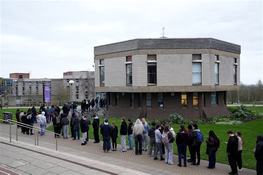 Meningitis B symptoms: The warning signs everyone should know