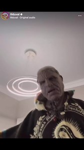 Really cool to see @lilduval rocking a “Prometheus” on #Halloween! Love it! Looks so good on you!#sculpt by @richardredlefsen #paint by Jeff @thebasementfx Cox | savage.silicone