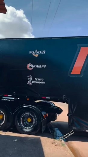 71K views · 1.2K reactions | A mamãe de todas CARRETA NEGONA TREMINHÃO | Breu Branco Som Automotivo | Facebook