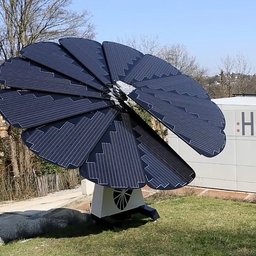 The Smartflower is a system of solar panels that follow the sun throughout the day to produce clean energy 🌻☀ | UNILAD Tech