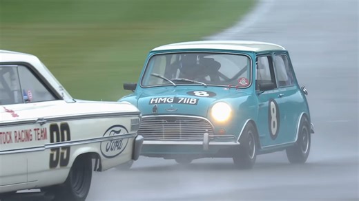 Mini vs American Ford Galaxie