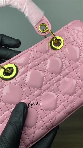 Discover the Sac DIOR Bag: Style and Elegance