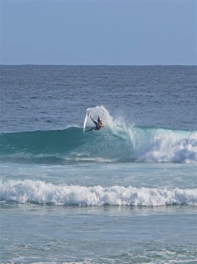 Surfing Snapper Rocks: The Ultimate Gold Coast Experience
