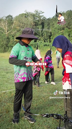 setting up new string 🏹#archerytraining #archeryacademy #archeryclass
