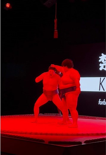 Let’s learn about sumo rules and techniques at HIRAKUZA together🎶 #hiakuza #sumo #sumoshow #sumowrestlers #japaneseculture #sumoexperience #日楽座 #相撲 #相撲ショー #力士 #日本文化 #相撲体験