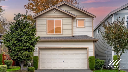 ✨ Welcome to this Auburn home filled with space, light, and endless potential! Here’s what you’ll love: 🏡 Open-concept main floor with abundant natural light — perfect for everyday living and entertaining. 🍳 Spacious kitchen featuring tile countertops and a functional layout. 🛏️ Generous primary suite with a walk-in closet. 🧘‍♀️ Flexible loft space ideal for a home office, hobbies, or relaxation. 🛠️ Solid bones and opportunity for light cosmetic updates to make it your own. 🌳 HOA-maintaine