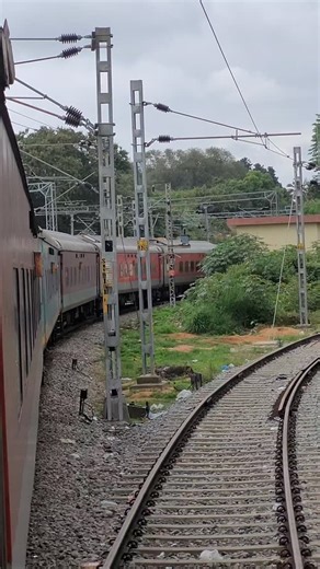 2.2K reactions · 50 shares | On which route does the Howrah Express fall while going?.... . . [Save & Share❤️] . . #viral #rahway #viewrahway #viewtrnding #rahwaystation #viralreels #loveview #viewinstagram #reels #viralex #explorepageviral #viralinstagram #foryou #feelings #reelitfeelit #foryouviral #feelingsview | Travelling Dhamaka | Facebook