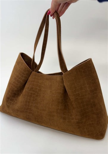 Elleme: Everyday Style Refined for Every Look