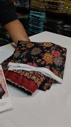 Mohagni Agaya Hai: Ladies Unstitched Fancy Partywear