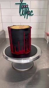 2.8M views · 60K reactions | THE DEMOGORGON! // Stranger Things Season 1 cake! #strangerthings #tiggamac | Tigga Mac | Facebook