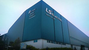 This partnership will revolutionize sustainable manufacturing, representing a more intelligent and environmentally sustainable approach driven by integrated and actionable data. Check out the full version of our Partnership Story LS ELECTRIC x Microsoft x Sight Machine 👉 https://bit.ly/3Lr2zbs #Manufacturing #DataOptimization #Innovation LINKEDIN: https://www.linkedin.com/feed/update/urn:li:activity:7218859735771435008 | LS ELECTRIC