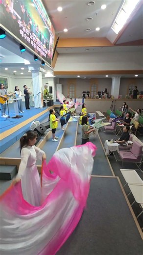 🚩Exodus 17:15) Moses built an altar and named it Jehovah Nissi #SeoulGimpoGloryChurch #PastorPark...