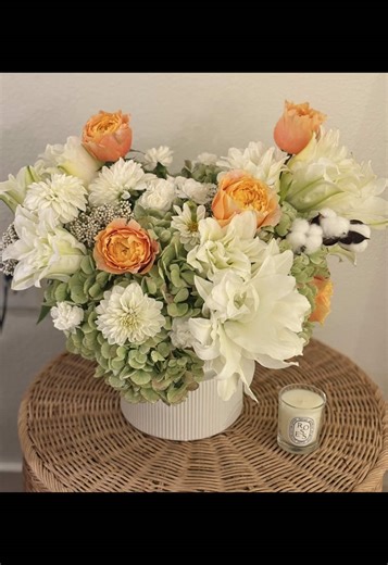 My vision came to fruition! Ingredients: hydrangeas, rose lilies, rice flower, mini carnations, garden roses and cotton. #LuxuryFlorals #ocflorist #FloralTherapyByMeya @Maison de Meya