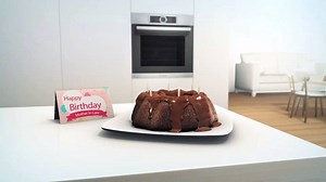 Remove the fear of baking with the PerfectBake function. A standard feature with all Bosch Serie 8 ovens. Learn more: http://bit.ly/2iyrtJk #BoschHomeAppliances #CookLikeaBosch | Bosch Home