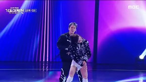 Kim Chung Ha and Jang Woo Hyuk collaborate for a legendary dance stage for the '2019 MBC Music Festival'