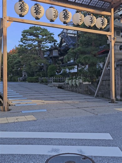 Can't Stop Humming Japan's Crossing Sounds