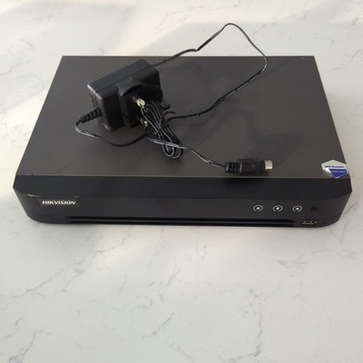 HIKVISION DS-7204HUHI-K1 5MP 1U 4-CH Digital Video Recorder with PSU | eBay
