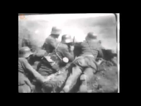 World War One footage - German machine gun crew