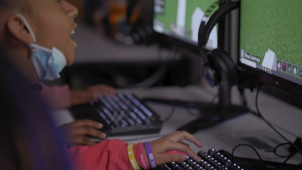 15 reactions | Through game-based learning and a Minecraft Lab, @DuvalSchools inspired educators to start using #MinecraftEdu! Watch how programs like this can help set up students for future success. Watch the video: https://aka.ms/duvalvideo | Minecraft Education | Facebook