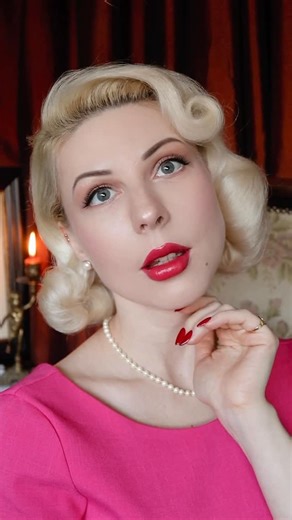 Yuliia Zelenko on Instagram: "Get ready with me — 1950s page boy edition ✨ Today I’m setting my hair with soft donut curlers (from AliExpress) — and honestly, they were such a discovery. They’re lightweight, super comfortable, hold the hair firmly and don’t slip like fabric rollers often do. Perfect for creating that smooth, structured page boy curve. Highly recommend if you love vintage styling. All my hair tuto you can find by #fiorev_hairbrush You can find vintage hairstyles tutorials on my Y