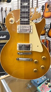 31 reactions | A gorgeous Gibson Custom Shop R8 in Lemon Burst just...