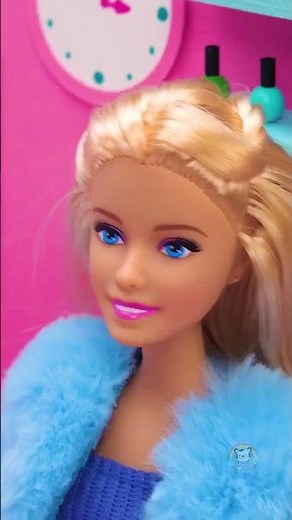 Barbie Nail Makeover! 🎀 Build a Mini Salon (DIY Tutorial)