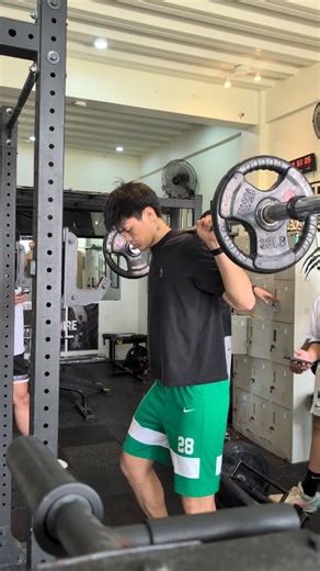 Apex Training Club on Instagram: "Champions aren’t made on game day—they’re built in the unseen grind. Even during in-season breaks, the DLSU Green Archers kept putting in the work, training here to stay sharp, hungry, and locked in. 🔥🏀💚 @apextrainingclub . 💪✨ #GymMotivation #fyp #GymGoals #champions #bodybuilder #Bodybuilding #fitnesslifestlye #FitnessMotivation #fitnessphysique #WorkoutPH #workoutmotivation #FitnessGoals #cavite #tagaytay #amadeo #DLSUGreenArchers #uaapbasketballchampions 