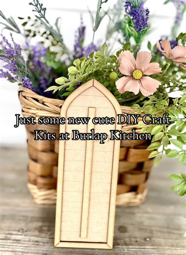 Which one is your favorite?! 😍 #burlapkitchen #diy #craft #spring #easter