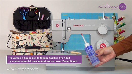 87K views · 1.8K reactions | ¿Tu máquina Singer ya pide un poquito de cariño? 淋En este video te mostramos paso a paso cómo darle mantenimiento a tu Singer Facilita 4423 para que cosa suave, sin ruidos y como nueva. ✨ #Singer4423 #MantenimientoSinger #CosturaFácil #TipsDeCostura | 123 Dream it | Facebook