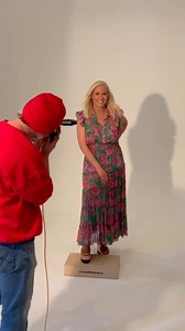 230K views · 3.3K reactions | Man, I feel like that doll Shania Twain!!! Here’s a sneak peek into a fun photo shoot from this past weekend. I have so many exciting things in store for y’all! Any guesses?  Photo: @josephllanes Glam: @lindsay.doyle Style: @velvetamanda #leannemorgan #comedian #bts #photoshoot | Hamdy ashour | Facebook